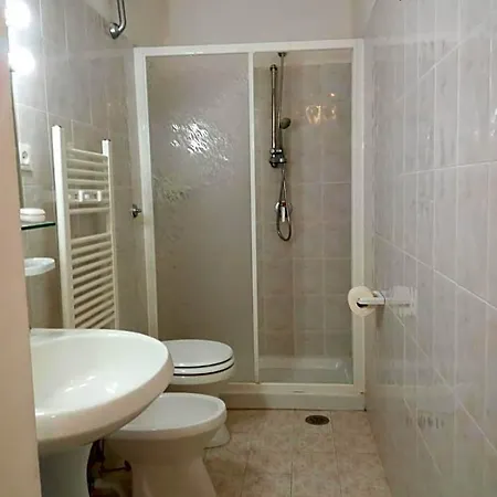Mercede 2 Hotell