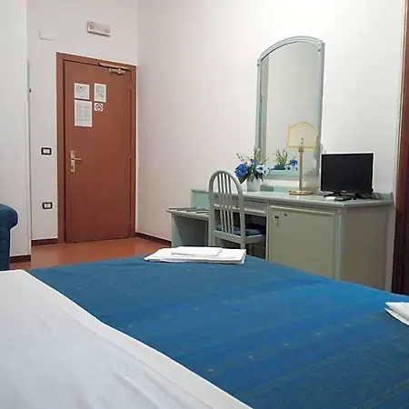 Mercede 2 3* San Felice Circeo