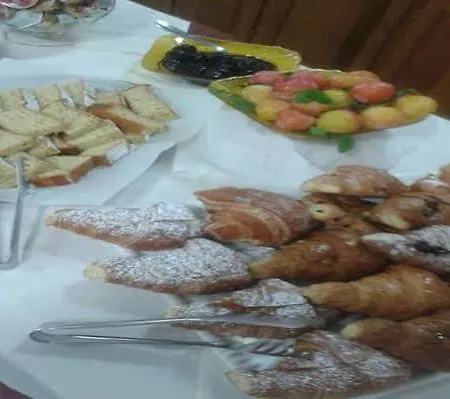 מלון Mercede 2 סן פליצ׳ה צ׳ירצ׳או