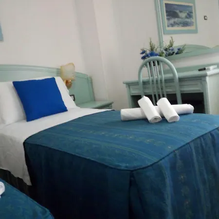 Mercede 2 3* סן פליצ׳ה צ׳ירצ׳או